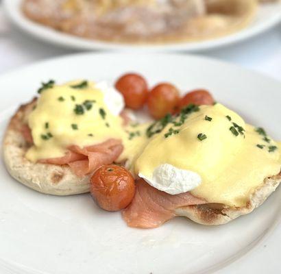 Smoked Salmon Eggs Benedict