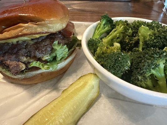 Hermano Americano burger with Lemon Pepper Broccoli