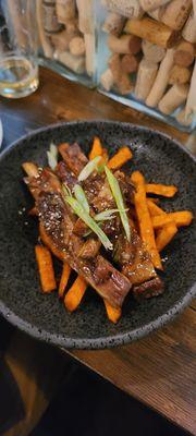 Pork riblets with sweet potato fries