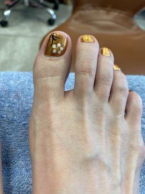 Pedicure design