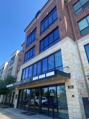 Telfair Lofts Apartments in Sugar Land, TX, offering one, two and three bedrooms for rent in Sugar Land.