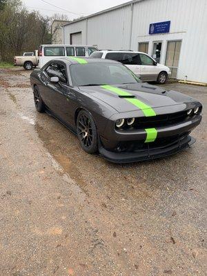 Tires installed by Dave Howells and wrap lines by Signature