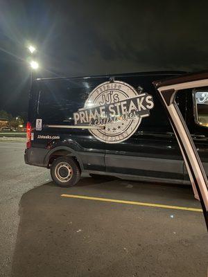 JJs Prime Steaks van. Avoid.