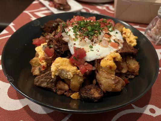 Braised Pork Poutine