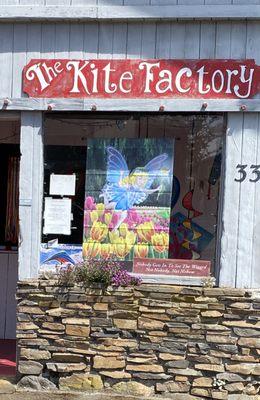 Pinky's Kite Factory