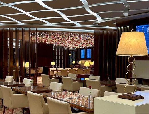 Dubai First Class Lounge