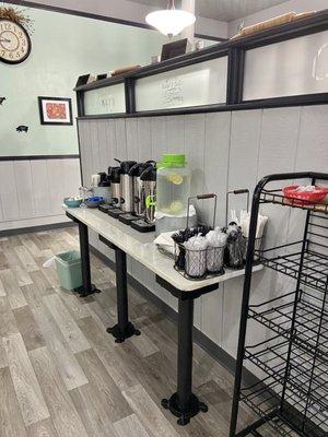 Little coffee bar