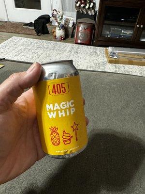 Magic Whip pineapple sour beer