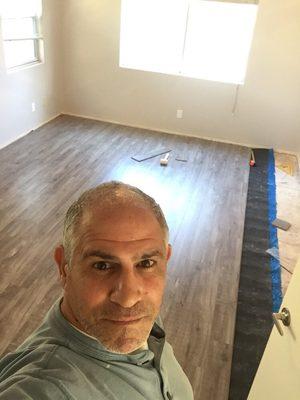 Installing laminate floor