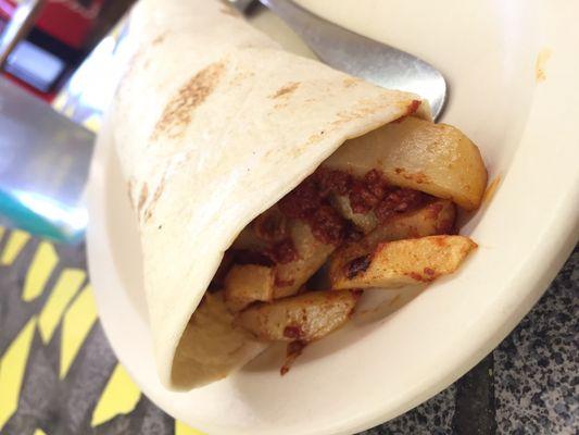 Potato and Mexican sausage breakfast burrito (papa y chorizo) $3.25