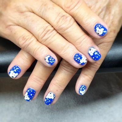 Gel manicure with gel polish free hand art