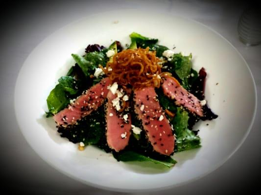 Had a delicious seared ahi tuna salad! Thank You #StJohn's and @MsteebSteeb