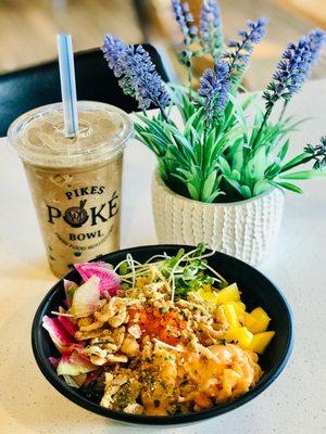 Coffee boba & poke bowl