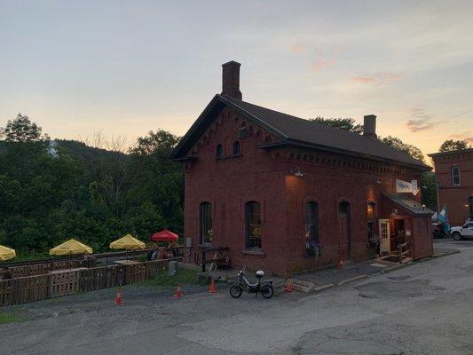 Babe's Bar, Bethel VT