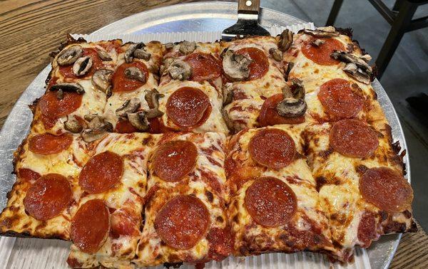 Peppino's Pizza