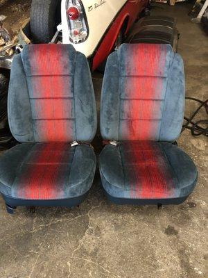 84' bronco seats.