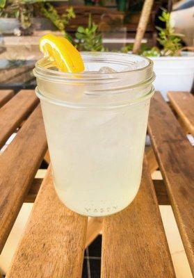 House Lemonade || Fresh Lemon juice, Stevia, Filtered Water, Pink Salt