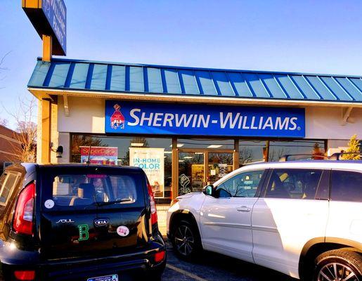 Sherwin Williams, Newtown Square -- storefront