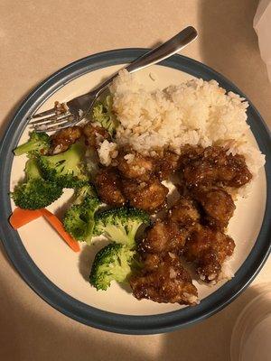 Crispy Honey Chicken Bowl with vegetables