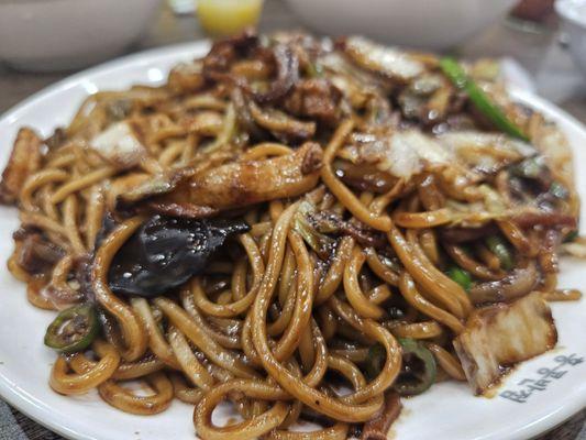 Stir fried jajangmyeon