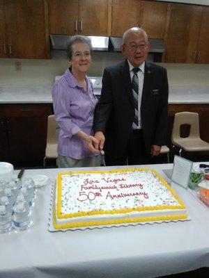 Directors Castle and Bonnie (Lee) Nishimoto cut the 50th Anniversary cake.