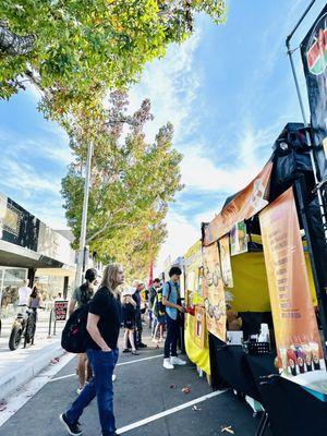 Carlsbad Village Farmers' Market