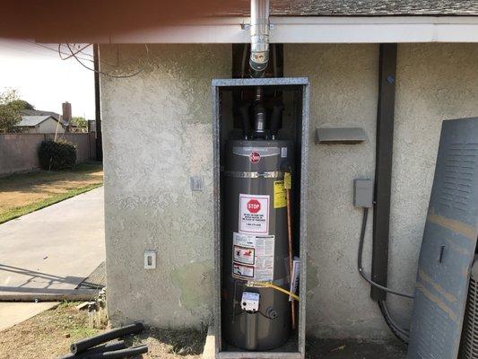 Customer supplied water heater install along with venting