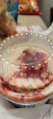 Vanilla custard with strawberries and pecans