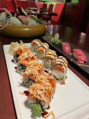 Norway Kiss (left) & Lemonster (right) signature rolls. Wednesday night buy one get one half off signature rolls!