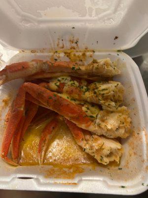 1 1/2 lb. Garlic Snow Crab Tray