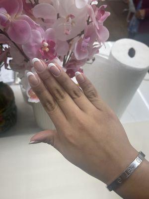 Short almond French tips