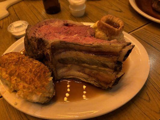 Cattlemen cut prime rib