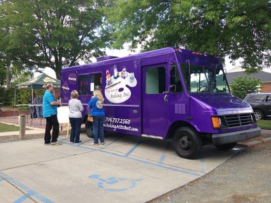 Art of Baking truck.