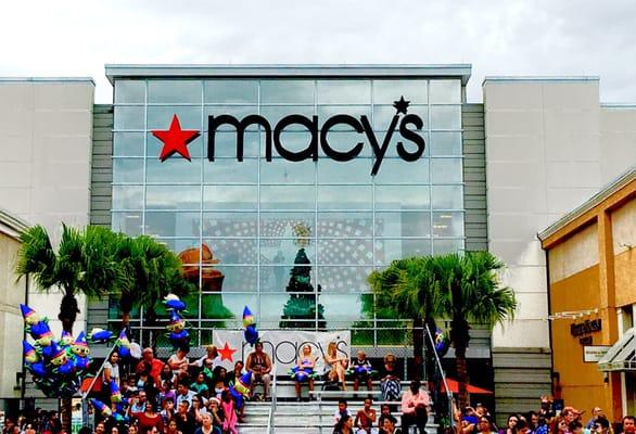 Macy's bleachers