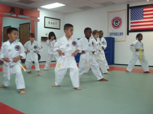 Tuesday/Thursday White Belt Class with Instructor Ah-Young.