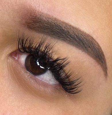 Ombré Brow & Lashes.