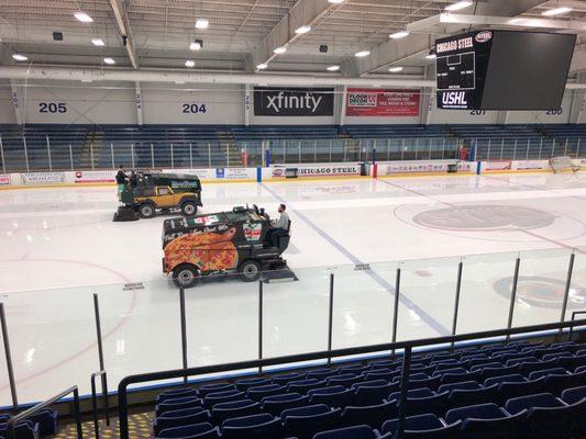 Zamboni races.