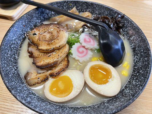 Tonkotsu ramen