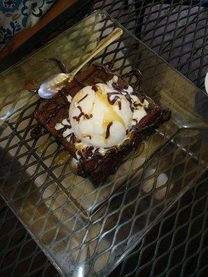 Brownie dessert