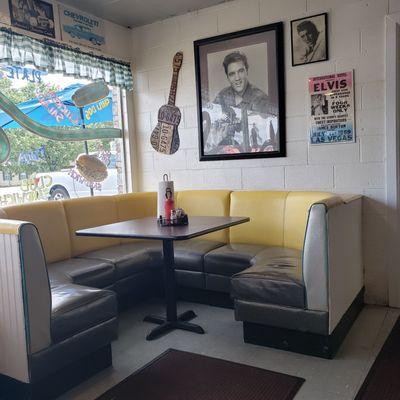 Elvis corner