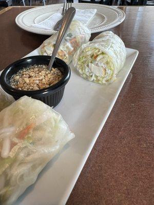 Delicious salad rolls with peanut sauce