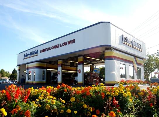 Lube It USA is happy to welcome you as a customer.
Our lube techs will provide excellent service on your vehicles.