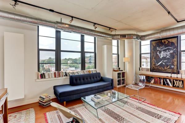 Spacious Union Row Condo with Double Balconies