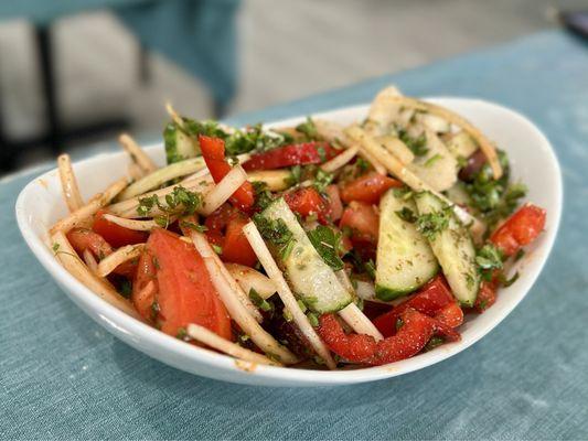 Coban Salad (Small $8) ~ nice and fresh ingredients YUM ~