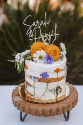 Orange cake with passion fruit curd and buttercream frosting