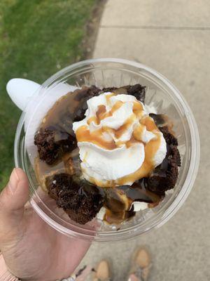 Warm brownie sundae + Carmel