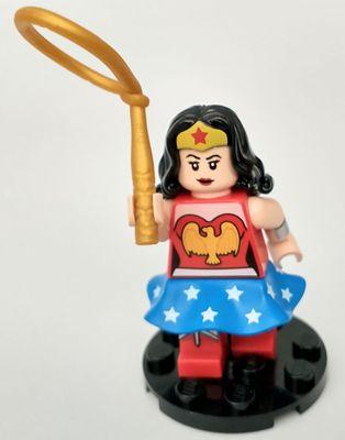 Love the Wonder Woman minifigure I picked up from this location a while back