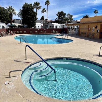 Clean Pool & Jacuzzi Hot Tub