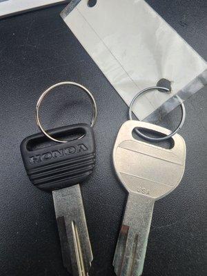 Perfect copy from my old aftermarket key to new OEM Honda key!