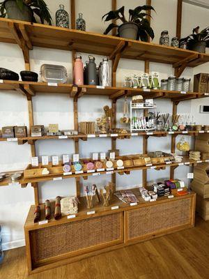 Wall of zero waste products to choose from for personal or kitchen use.